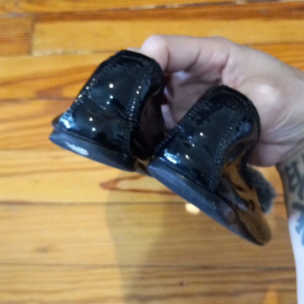 Luccini Flats